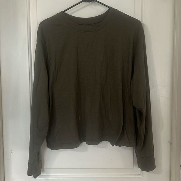 Green long sleeve boxy tee shirt - Picture 1 of 3